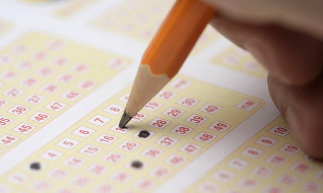 2023澳门今晚开奖号码，揭秘彩票背后的数字游戏与期待