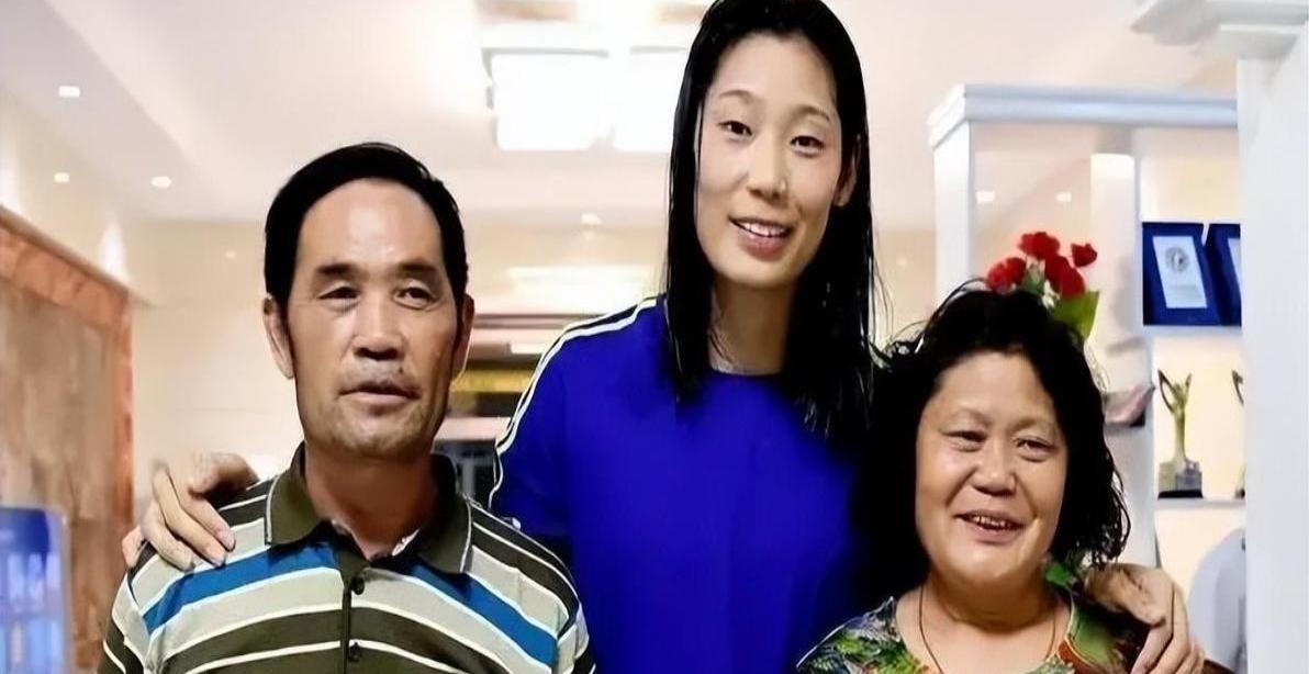今日下午，共赴女排之约，中国女排直播盛宴