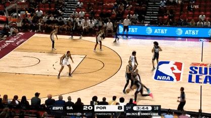篮球热浪，新浪体育新闻视角下的NBA新闻深度剖析