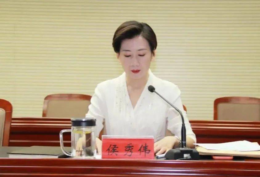 探索未来城市夜经济新生态，2035年不眠之夜—记首届‘新时代·新动力’不落幕的都市盛宴新不夜城论坛帝摧花