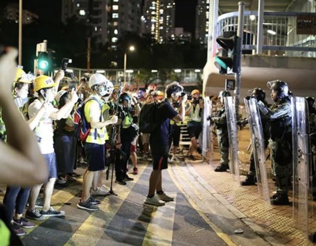 现场直播，香港本港台见证历史时刻的独特视角香港本港台现场直播结果 新